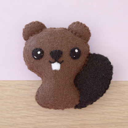 Backyard Critters 1 Felt Sewing Pattern